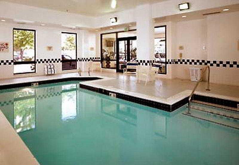Fairfield Inn & Suites Denver Cherry Creek Екстер'єр фото